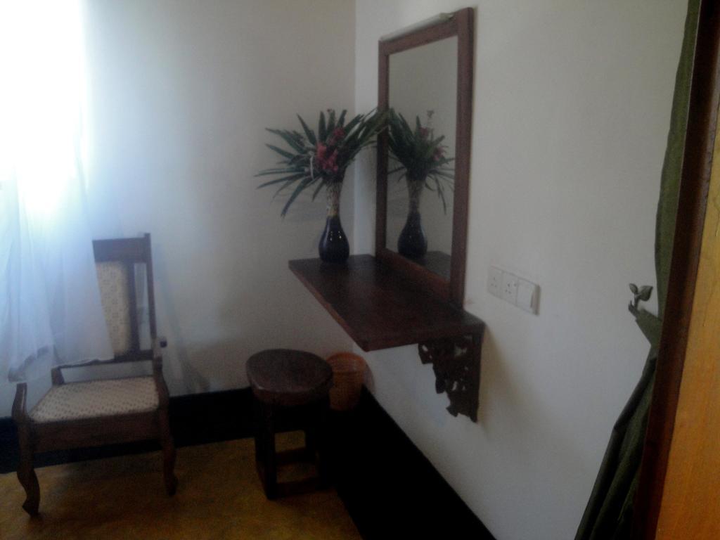 Priyanka Villa Bentota Buitenkant foto
