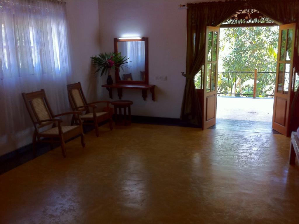 Priyanka Villa Bentota Buitenkant foto