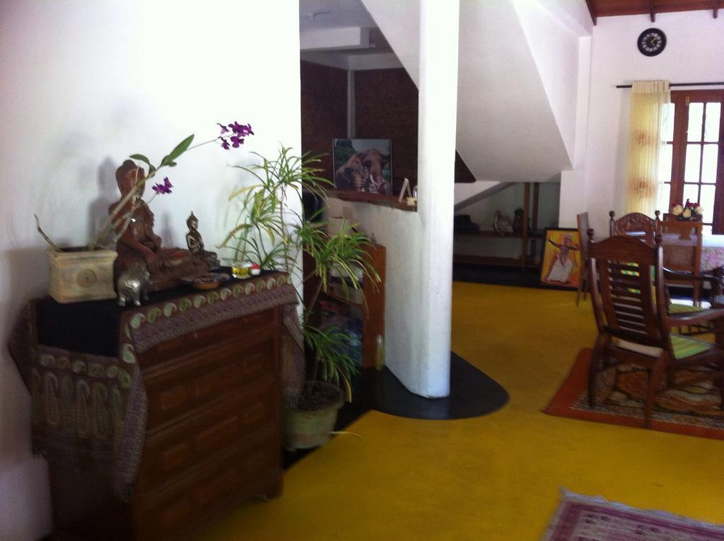 Priyanka Villa Bentota Buitenkant foto